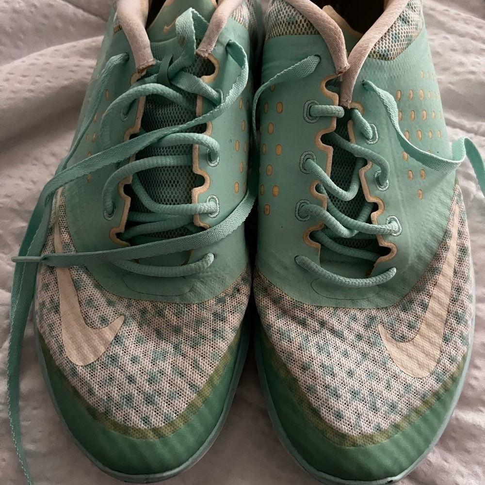 Nike Teal and White Running Shoes fitsole